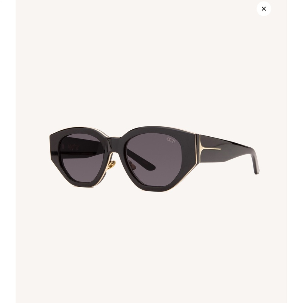 DEZI charge it sunglasses